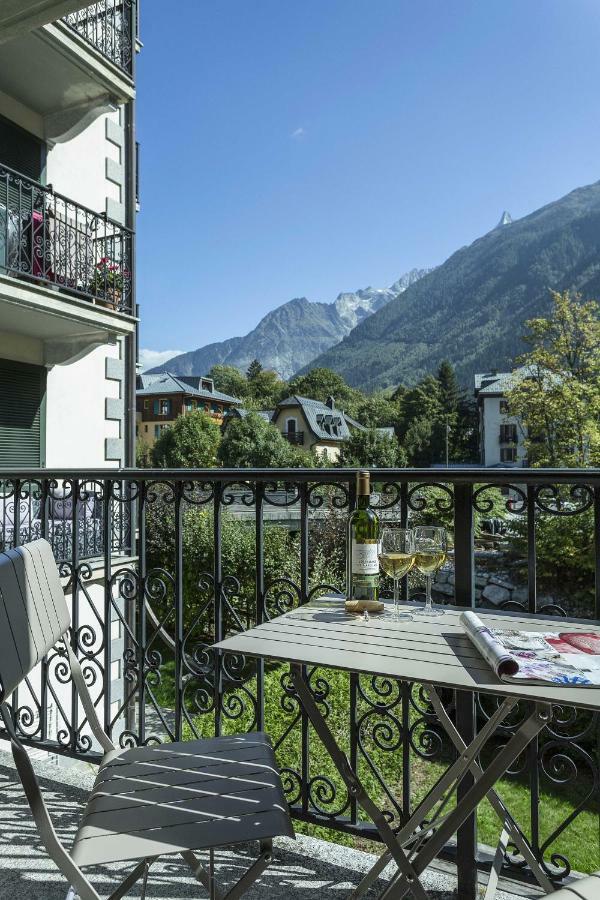 Apartment Ensa - Alpes Travel - Central Chamonix - Sleeps 4 Exterior photo